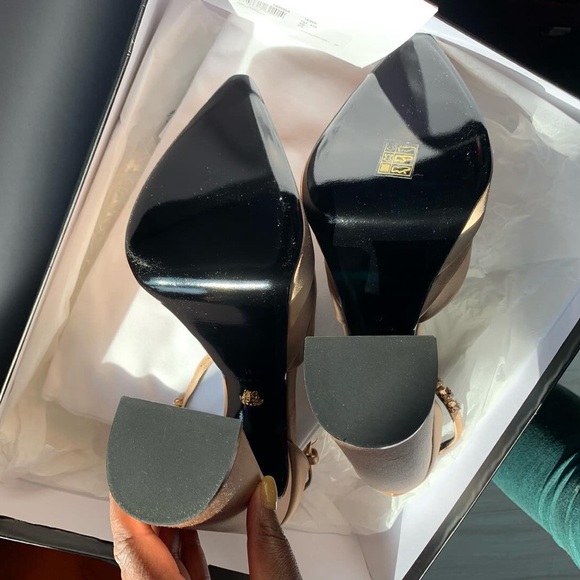 Versace Satin Crystal Embellishments D'Orsay Pumps w/ Tags IT41/US11 - Picture 3 of 4